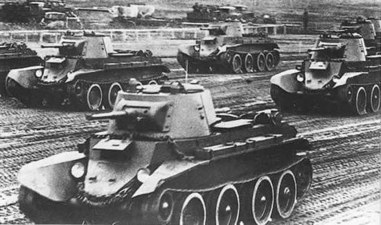 The fastest tank BT-7 was not built for defense