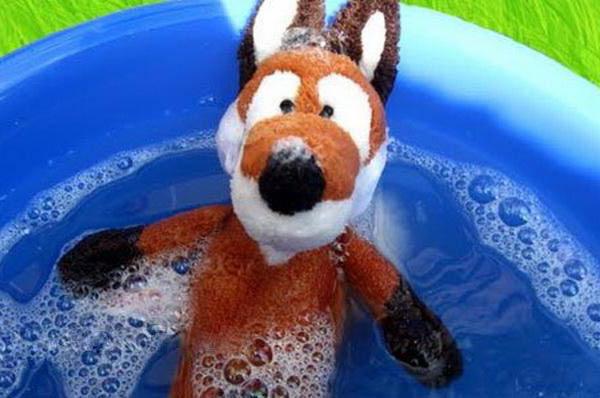 Is it possible and how to wash soft toys in a washing machine: recommendations