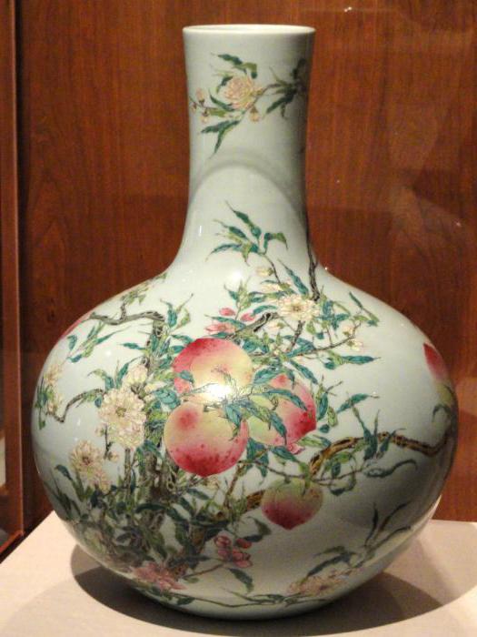 Vase Chinese - a beautiful interior decoration