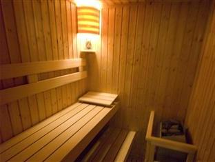 With a light steam, or Sauna in the apartment