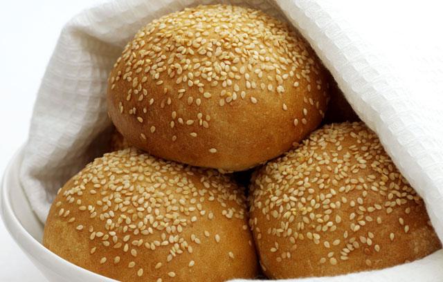 Sesame seed: benefit and harm, composition and application