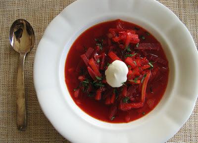Tasty and fragrant beets for borscht for the winter: how to cook?
