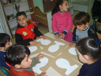 Theatrical activity in kindergarten as an effective means of education
