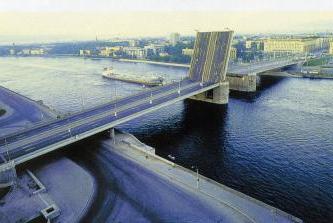 Volodarsky Bridge in St. Petersburg
