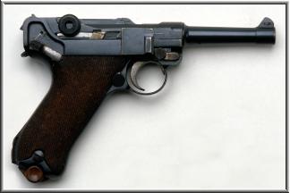 pistol parabellum photo